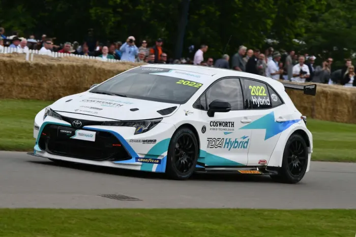 Rights Managed : CJ9 0120 James Cole, Toyota Corolla BTCC Hybrid