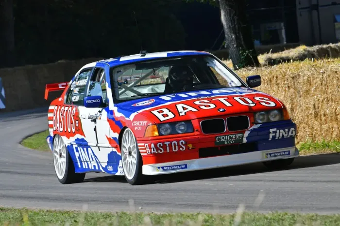 Rights Managed : CJ9 0496 Matthew Holme, BMW 320 STW Rights Managed : CJ9 0496 Matthew Holme, BMW 320 STW