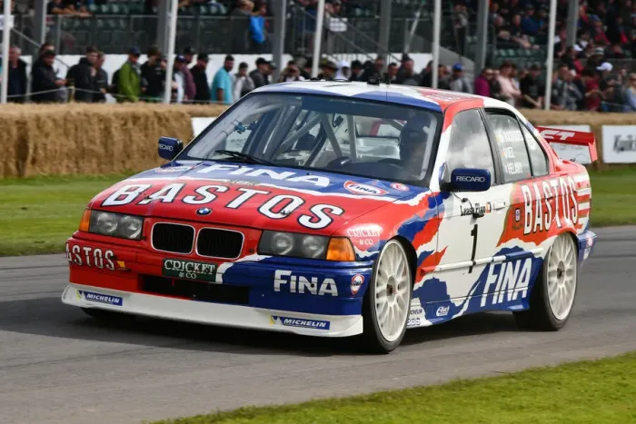 Rights Managed : CJ9 1242 Matthew Holme, BMW 320 STW