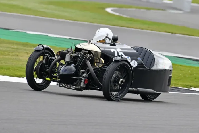 Framed Print : CJ9 1892 Sue Darbyshire, Morgan Super Aero Framed Print : CJ9 1892 Sue Darbyshire, Morgan Super Aero