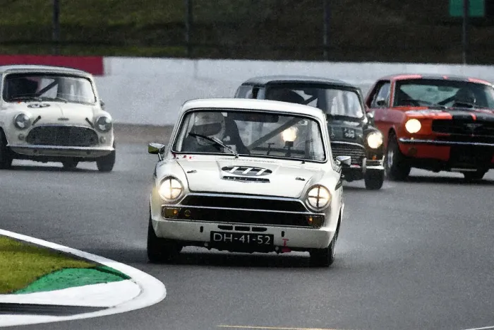 Framed Print : CJ9 2432wcf Ollie Streek, Mel Streek, Ford Lotus Cortina-2