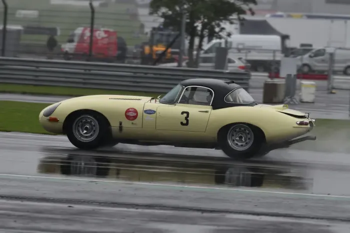 Framed Print : CJ9 3477 Mark Russell, Tony Jardine, Jaguar E-Type Framed Print : CJ9 3477 Mark Russell, Tony Jardine, Jaguar E-Type