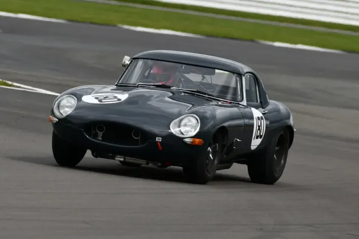 Framed Print : CJ9 3582 Lee Mowle, Jaguar E-Type Framed Print : CJ9 3582 Lee Mowle, Jaguar E-Type