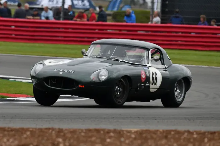 Framed Print : CJ9 3710 Niall McFadden, Jaguar E-Type Framed Print : CJ9 3710 Niall McFadden, Jaguar E-Type