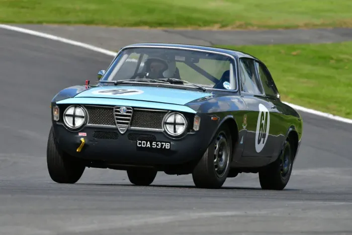 Framed Print : CJ9 4628 Max Haycocks, Alfa Romeo Giullia Sprint GT Framed Print : CJ9 4628 Max Haycocks, Alfa Romeo Giullia Sprint GT
