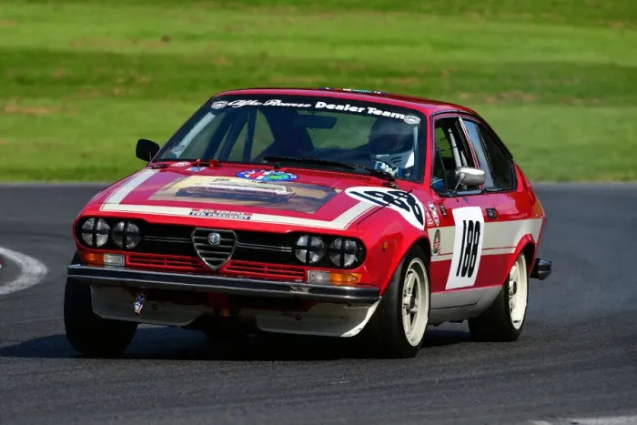 Framed Print : CJ9 4750 Micky Bolton, Alfa Romeo Alfetta GT