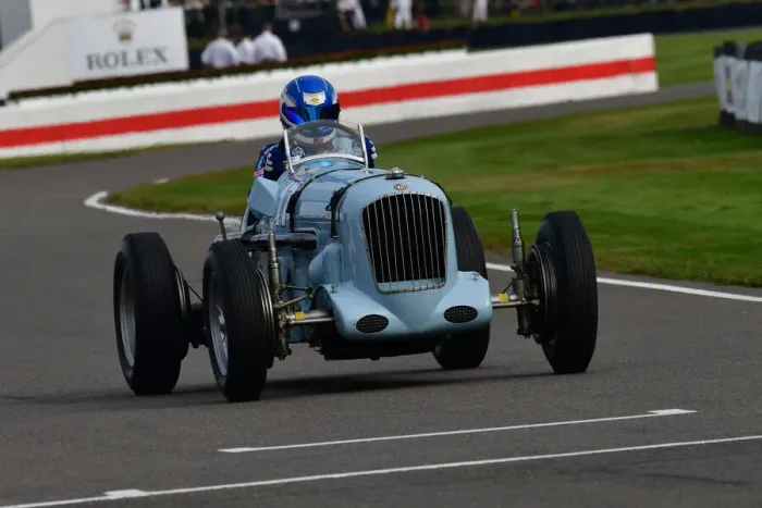 Rights Managed : CJ9 7099 Roland Wettstein, Parnell MG K3