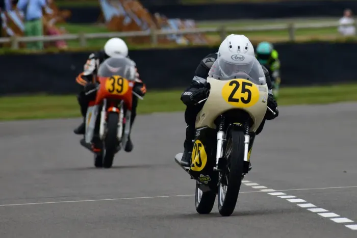 Rights Managed : CJ9 7213 Jenny Tinmouth, Mike Farrall, Norton Manx 30M Rights Managed : CJ9 7213 Jenny Tinmouth, Mike Farrall, Norton Manx 30M