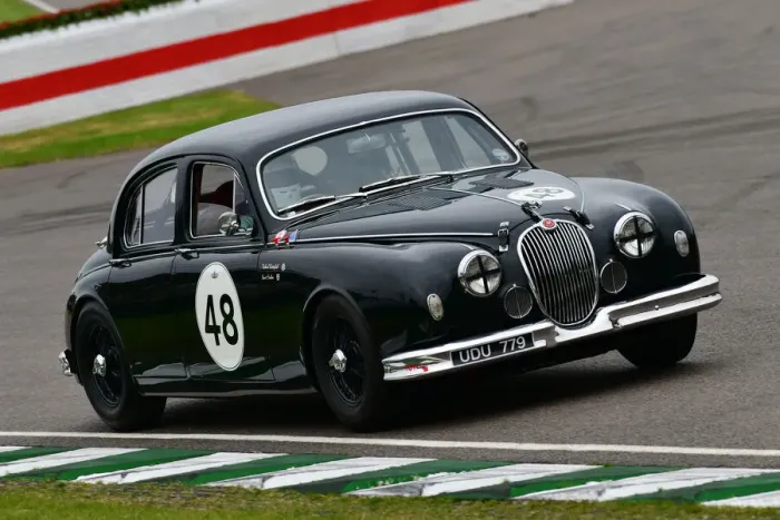 Rights Managed : CJ9 7486 Stuart Graham, Richard Butterfield, Jaguar Mk1