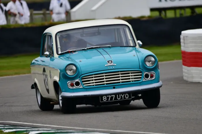 Rights Managed : CJ9 7511 James Colburn, David Brabham, Standard Vanguard Six