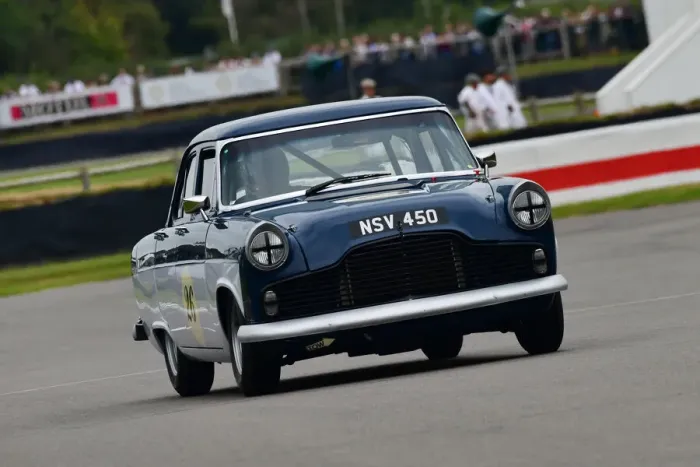 Rights Managed : CJ9 7607 Steve Soper, Kerry Michael, Ford Zodiac Mk II Rights Managed : CJ9 7607 Steve Soper, Kerry Michael, Ford Zodiac Mk II