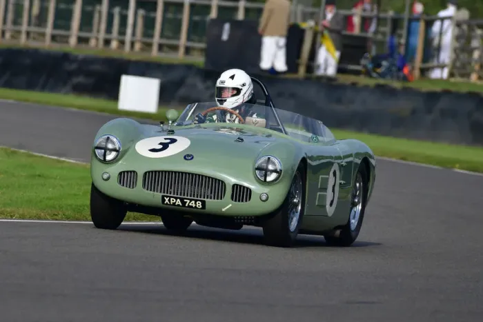 Rights Managed : CJ9 8171 Jonathan Turner, HWM-Jaguar Rights Managed : CJ9 8171 Jonathan Turner, HWM-Jaguar