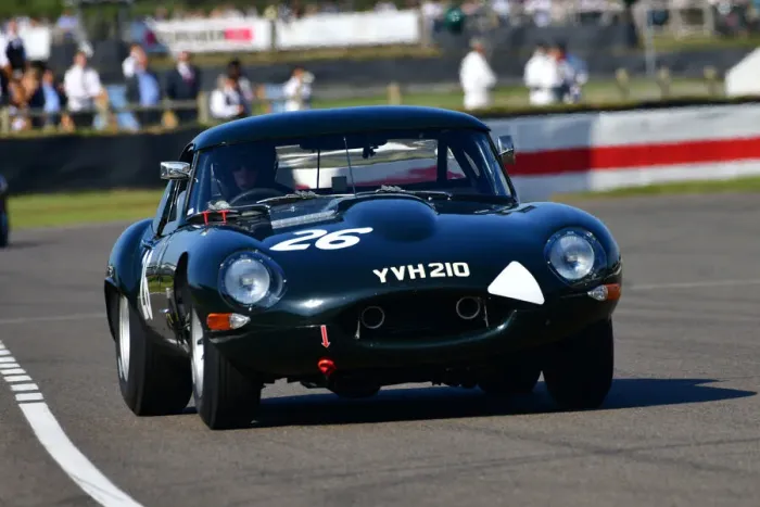 Rights Managed : CJ9 8805 John Spiers, Tiff Needell, Jaguar E-Type lightweight Rights Managed : CJ9 8805 John Spiers, Tiff Needell, Jaguar E-Type lightweight
