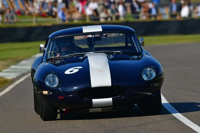 Rights Managed : CJ9 8841 Richard Meins, Rob Huff, Jaguar E-Type semi-lightweight Rights Managed : CJ9 8841 Richard Meins, Rob Huff, Jaguar E-Type semi-lightweight