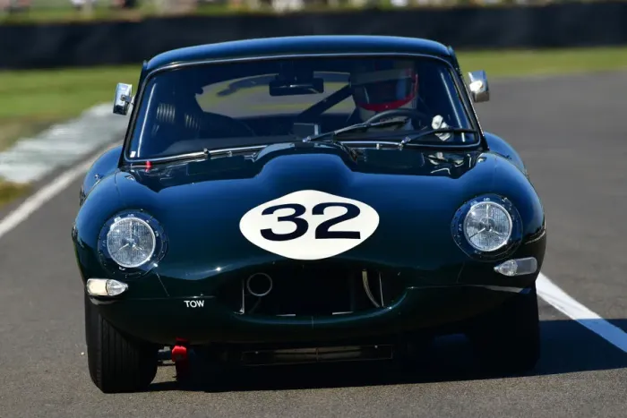 Rights Managed : CJ9 8856 Andrew Haddon, Jean-Eric Vergne, Jaguar E-Type semi-lightweight