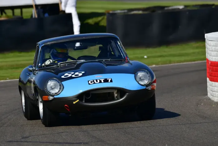 Rights Managed : CJ9 8874 Alex Brundle, Richard Kent, Jaguar E-Type FHC Rights Managed : CJ9 8874 Alex Brundle, Richard Kent, Jaguar E-Type FHC