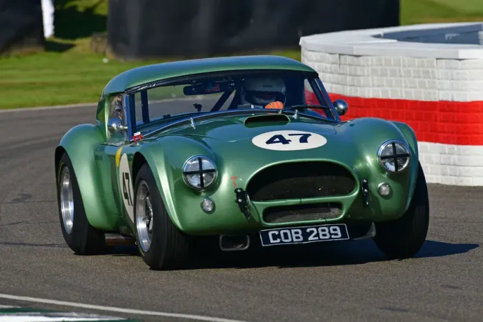 Rights Managed : CJ9 8887 Bill Shepherd, Romain Dumas, AC Cobra