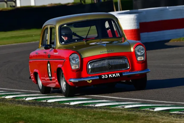 Rights Managed : CJ9 9019 Patrick Watts, Valentine Lindsay, Ford Prefect
