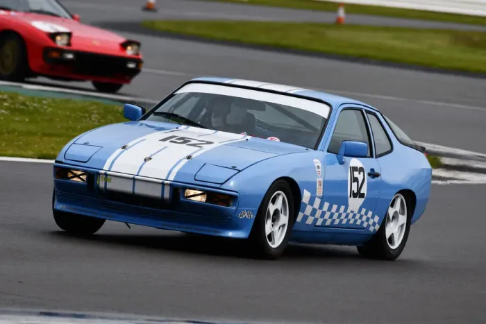 Framed Print : CJM-P 0499 Graham Hall, Porsche 924 Framed Print : CJM-P 0499 Graham Hall, Porsche 924