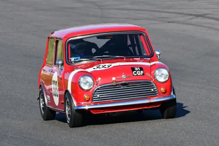 Framed Print : CJM-P 1638 Giles Page, Nick Padmore, Morris Mini Cooper S