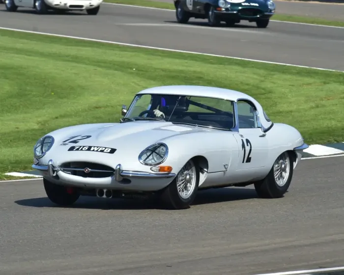 Rights Managed : CM1 0983 Jon Minshaw, G Fisken, Jaguar E-Type, 716 WPB Rights Managed : CM1 0983 Jon Minshaw, G Fisken, Jaguar E-Type, 716 WPB