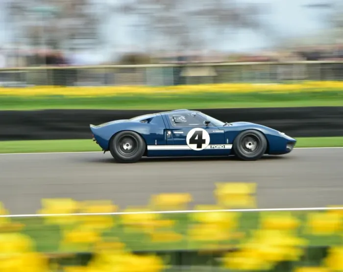 Rights Managed : CM1 2825 Gavin Henderson, Ford GT40, Surtees trophy Rights Managed : CM1 2825 Gavin Henderson, Ford GT40, Surtees trophy