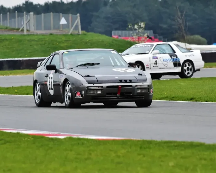 Framed Print : CM1 6708 Neil Alderson Richard David Hughes, Porsche 944 S2 Framed Print : CM1 6708 Neil Alderson Richard David Hughes, Porsche 944 S2