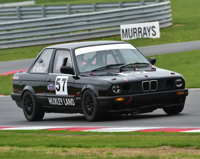 Framed Print : CM1 6802 David Huxley, Adam Richardson, BMW E30 325i Framed Print : CM1 6802 David Huxley, Adam Richardson, BMW E30 325i