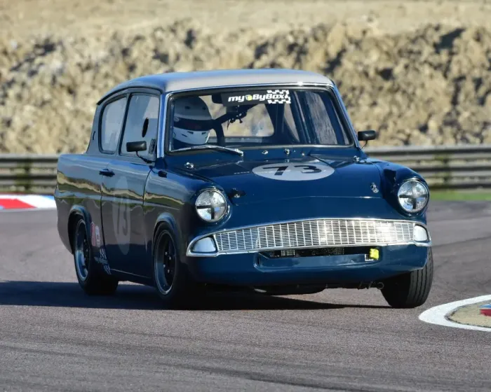 Framed Print : CM1 9450 Robyn Slater, Ford Anglia Framed Print : CM1 9450 Robyn Slater, Ford Anglia