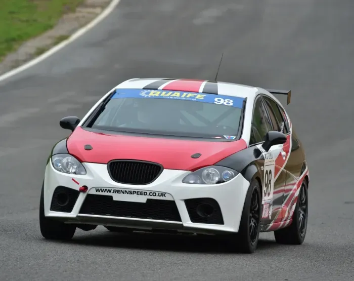 Framed Print : CM10 1816 Dave Charlton, SEAT Leon Framed Print : CM10 1816 Dave Charlton, SEAT Leon
