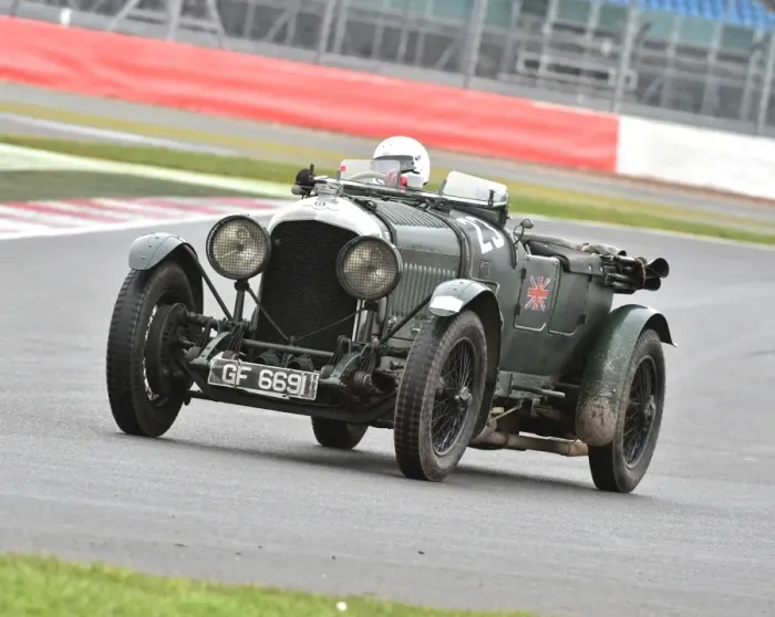 Framed Print : CM11 8950 Chris Guest, Bentley 4Aoe Litre Le Mans Framed Print : CM11 8950 Chris Guest, Bentley 4Aoe Litre Le Mans