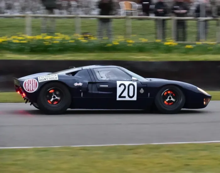 Rights Managed : CM12 3028 Simon Hadfield, Joaquin Folch-Rusinol, Ford GT40 Rights Managed : CM12 3028 Simon Hadfield, Joaquin Folch-Rusinol, Ford GT40
