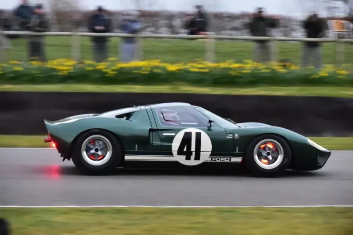 Rights Managed : CM12 3031 David Cuff, Steve Soper, Ford GT40 Rights Managed : CM12 3031 David Cuff, Steve Soper, Ford GT40