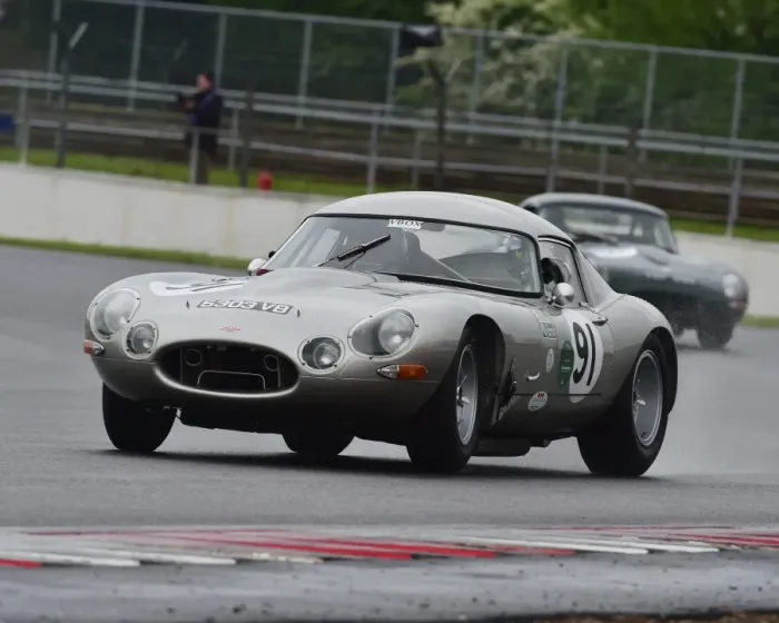 Framed Print : CM13 3387 Calum Lockie, Julian Thomas, Jaguar E-Type Framed Print : CM13 3387 Calum Lockie, Julian Thomas, Jaguar E-Type