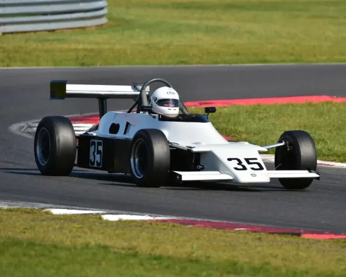 Framed Print : CM13 8692 John Conway, Van Diemen RF82 Framed Print : CM13 8692 John Conway, Van Diemen RF82