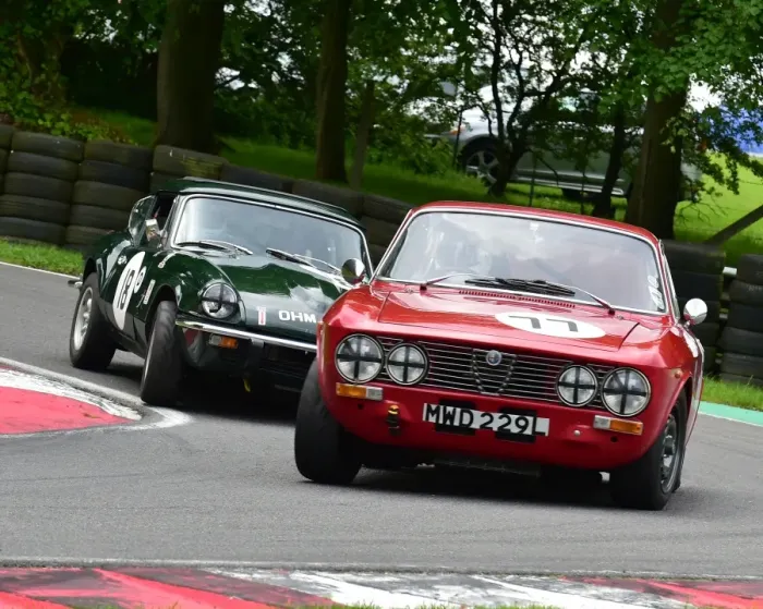 Framed Print : CM14 1567 Simon Holmesmith, Alfa Romeo 2000 GTV, Martin Dyson, Triumph GT6 Mk3 Framed Print : CM14 1567 Simon Holmesmith, Alfa Romeo 2000 GTV, Martin Dyson, Triumph GT6 Mk3