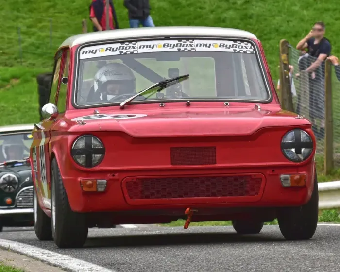 Framed Print : CM14 2533 Adrian Oliver, Hillman Imp