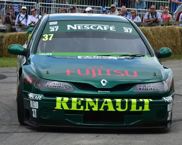 Rights Managed : CM14 3209 Simon Garrad, Renault Laguna Rights Managed : CM14 3209 Simon Garrad, Renault Laguna