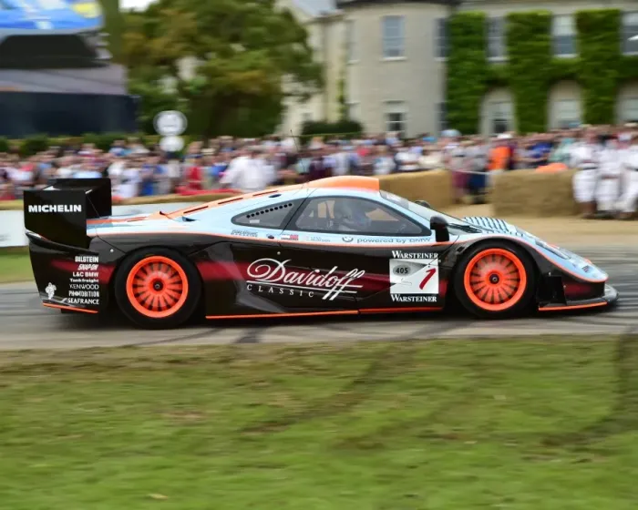 Rights Managed : CM14 5322 Lional Robert, McLaren F1 GTR long tail Rights Managed : CM14 5322 Lional Robert, McLaren F1 GTR long tail