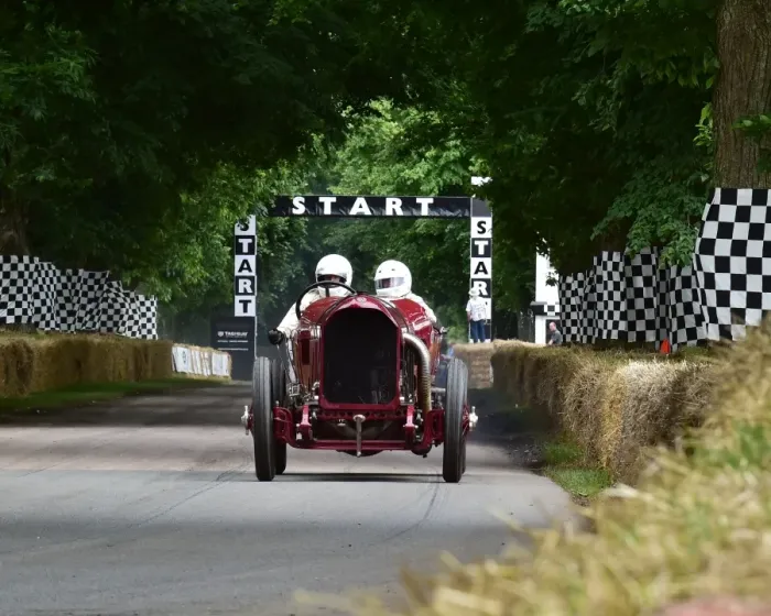 Rights Managed : CM14 5618 George Wingard, Benz 200hp Rights Managed : CM14 5618 George Wingard, Benz 200hp