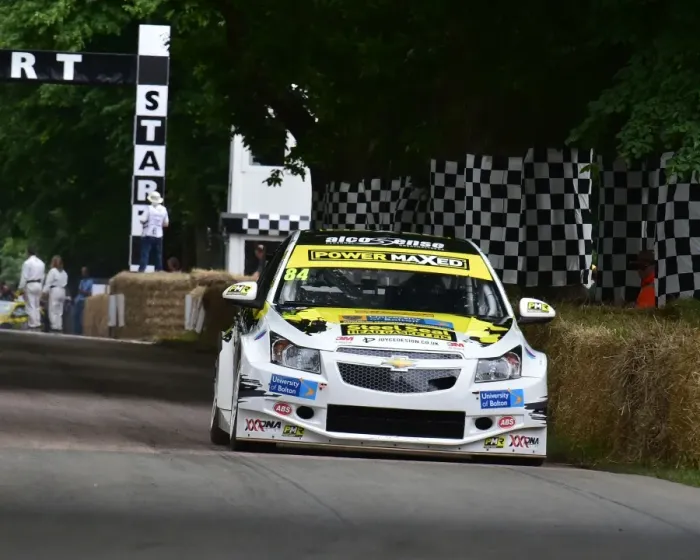 Rights Managed : CM14 5653 Kelvin Fletcher, Chevrolet Cruze Rights Managed : CM14 5653 Kelvin Fletcher, Chevrolet Cruze