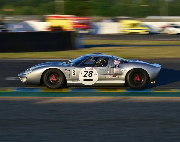 Framed Print : CM14 9243 Andrew Smith, James Cottingham, Ford GT40 Framed Print : CM14 9243 Andrew Smith, James Cottingham, Ford GT40