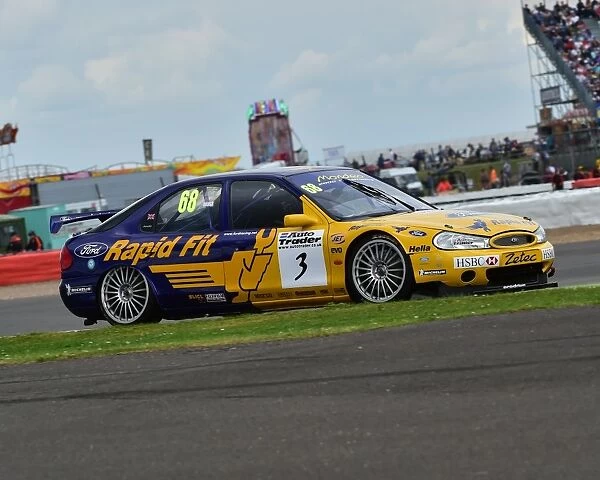 CM15 2325 Scott O Donnell, Ford Mondeo