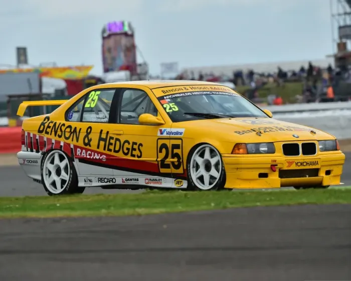 Framed Print : CM15 2341 Tony Longhurst, BMW 318 Framed Print : CM15 2341 Tony Longhurst, BMW 318