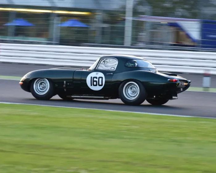 Framed Print : CM15 3207 Martin Stretton, Jaguar E-Type Framed Print : CM15 3207 Martin Stretton, Jaguar E-Type