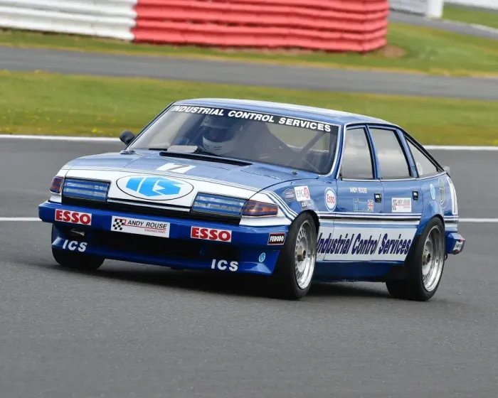 Framed Print : CM15 3651 Nigel Garrett, Stuart Hall, Rover SD1 Framed Print : CM15 3651 Nigel Garrett, Stuart Hall, Rover SD1