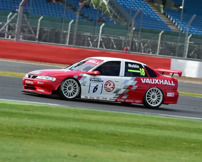 Framed Print : CM15 4625 Colin Noble Jnr, Vauxhall Vectra