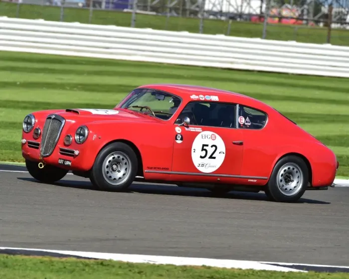 Framed Print : CM15 4914 Jason Kennedy, Louise Kennedy, Lancia Aurelia B20 GT Framed Print : CM15 4914 Jason Kennedy, Louise Kennedy, Lancia Aurelia B20 GT
