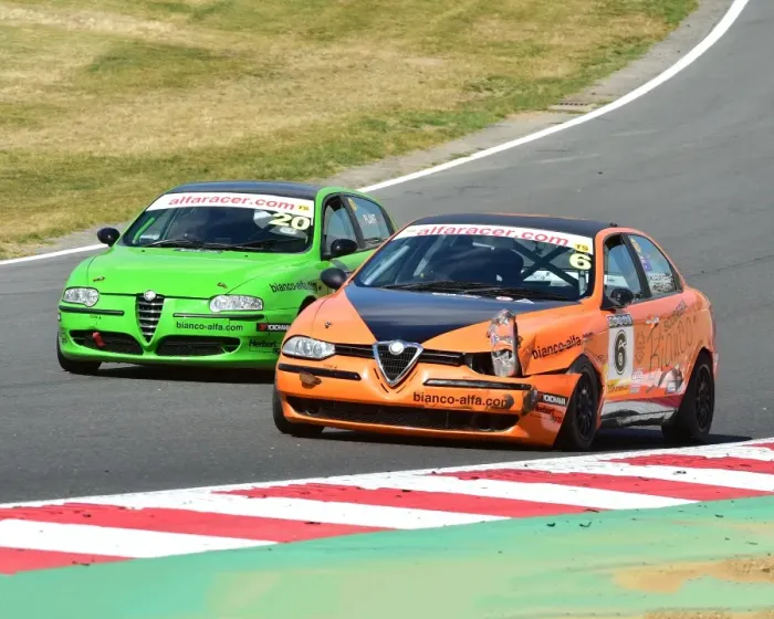 Framed Print : CM15 7907 Simon Cresswell, Alfa Romeo 156, John Billingsley, Alfa Romeo 147 Framed Print : CM15 7907 Simon Cresswell, Alfa Romeo 156, John Billingsley, Alfa Romeo 147