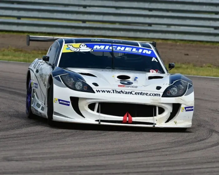 Framed Print : CM15 9464 Fraser Robertson, Ginetta G55 Framed Print : CM15 9464 Fraser Robertson, Ginetta G55